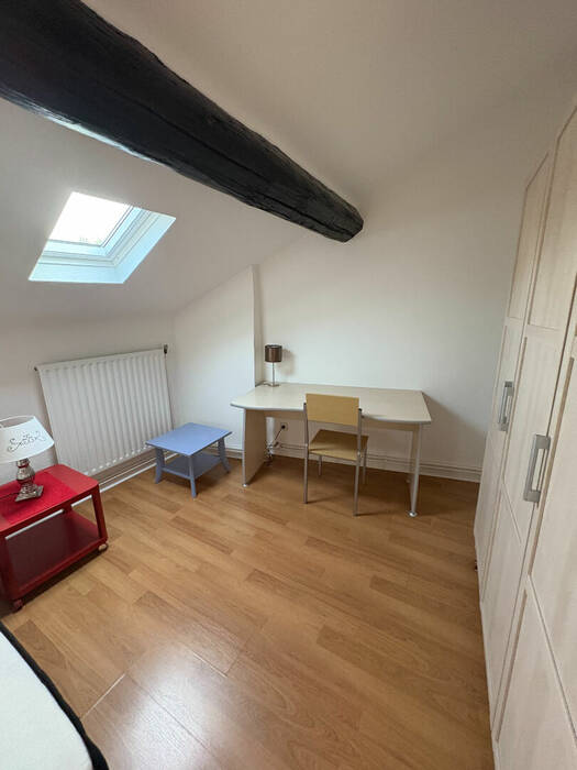 4247929d - Attribut alt par défaut.