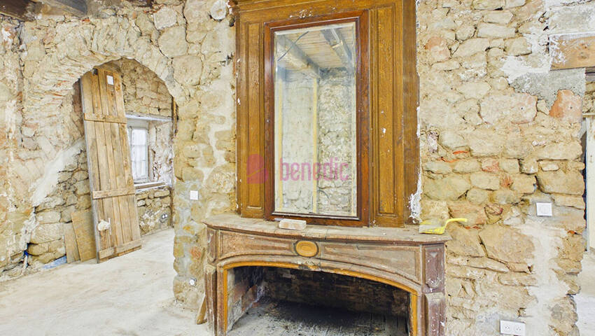 45832685h - Attribut alt par défaut.