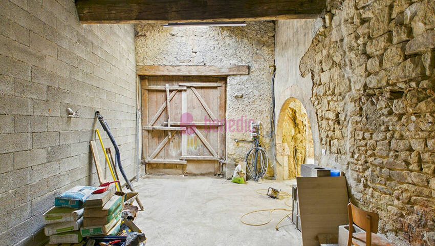 45832685q - Attribut alt par défaut.