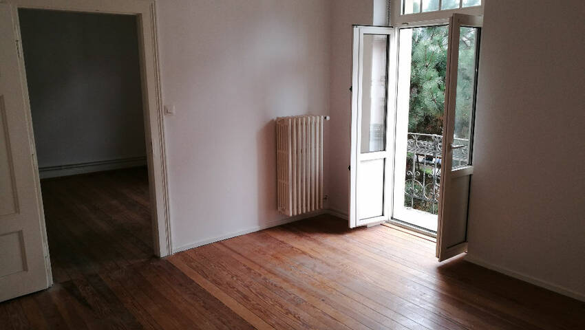 19125274c - Attribut alt par défaut.