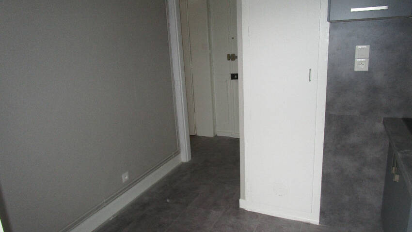 19125274f - Attribut alt par défaut.