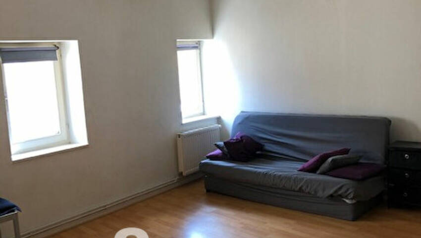 4253125a - Attribut alt par défaut.