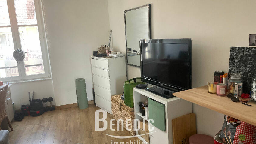 22392498c - Attribut alt par défaut.