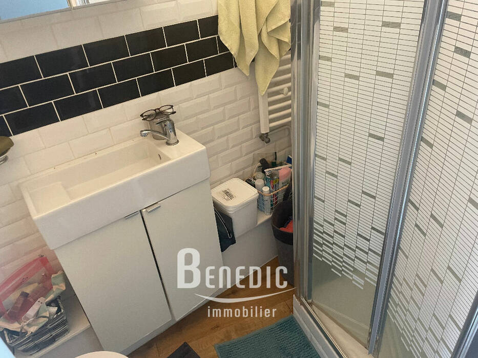 22392498d - Attribut alt par défaut.