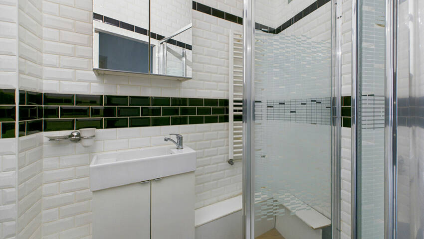 22392498b - Attribut alt par défaut.