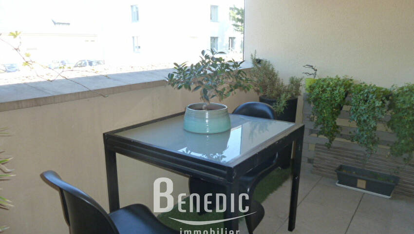 46024884e - Attribut alt par défaut.