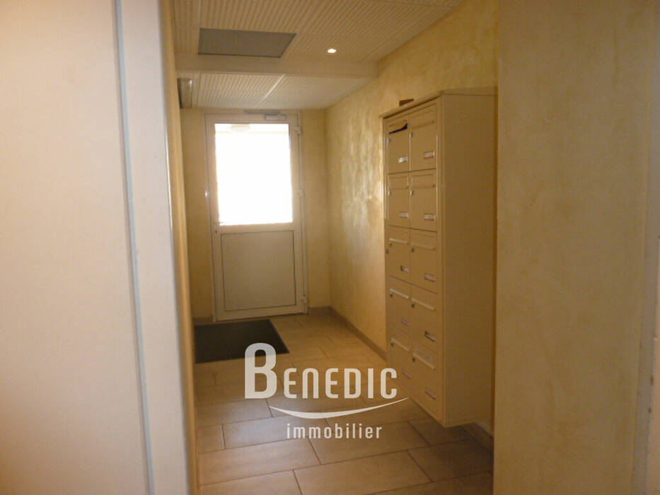 46024884g - Attribut alt par défaut.