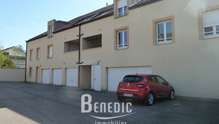 46024884j - Attribut alt par défaut.