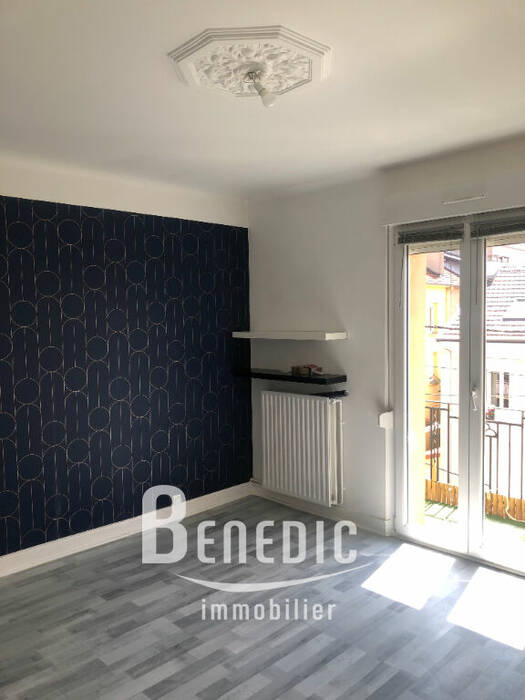 4246168c - Attribut alt par défaut.