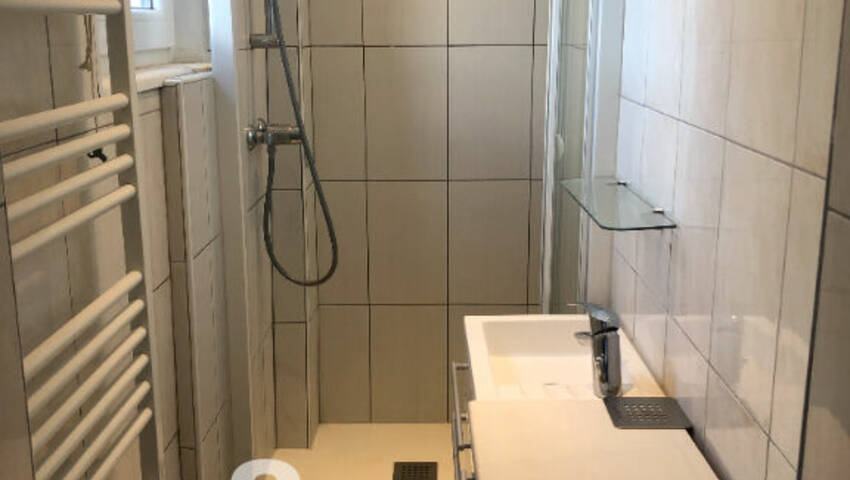 4246168f - Attribut alt par défaut.