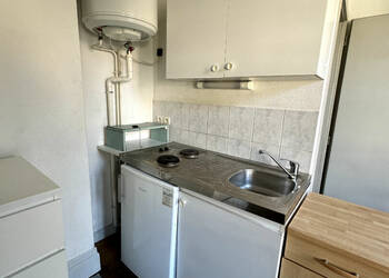 4254202c - Attribut alt par défaut.