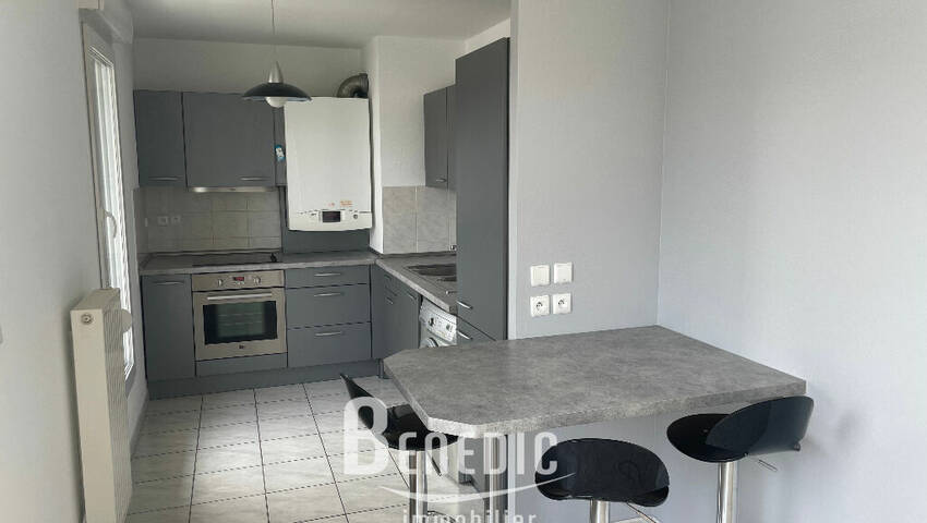 46085612d - Attribut alt par défaut.