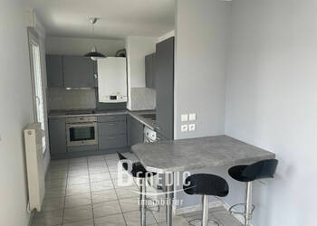 46085612a - Attribut alt par défaut.