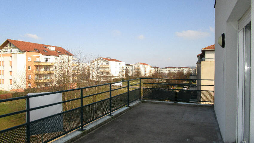 4254322d - Attribut alt par défaut.