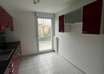 4254322b - Attribut alt par défaut.