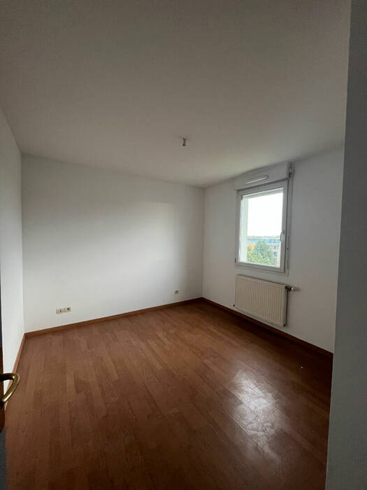 4254322f - Attribut alt par défaut.