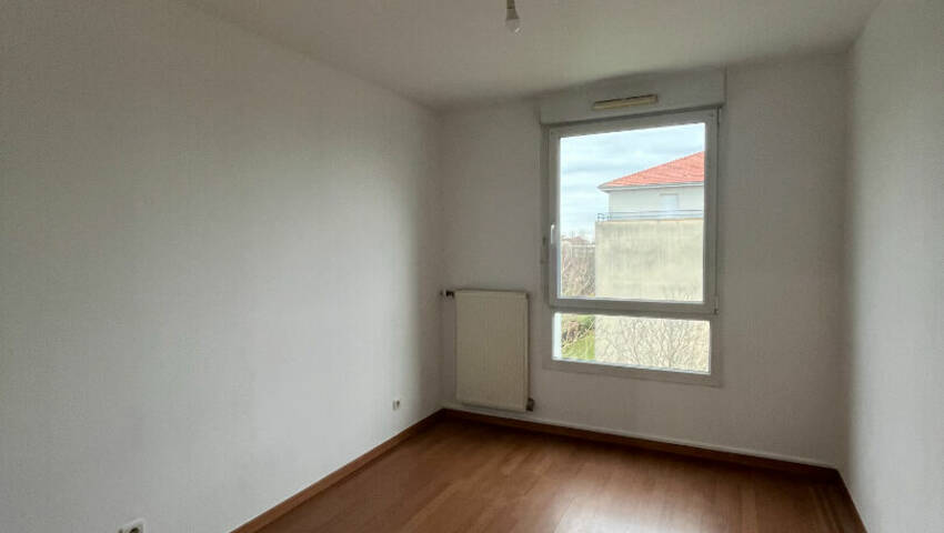 4254322h - Attribut alt par défaut.