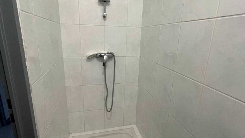 4254322k - Attribut alt par défaut.