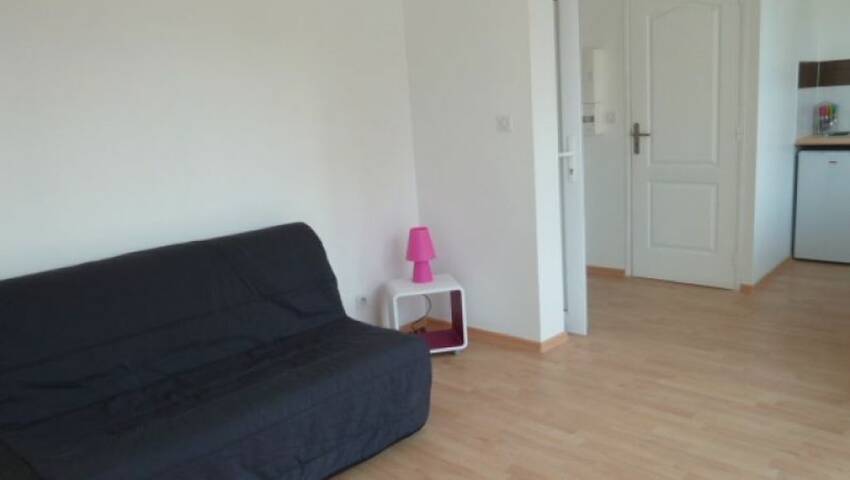 5266541b - Attribut alt par défaut.