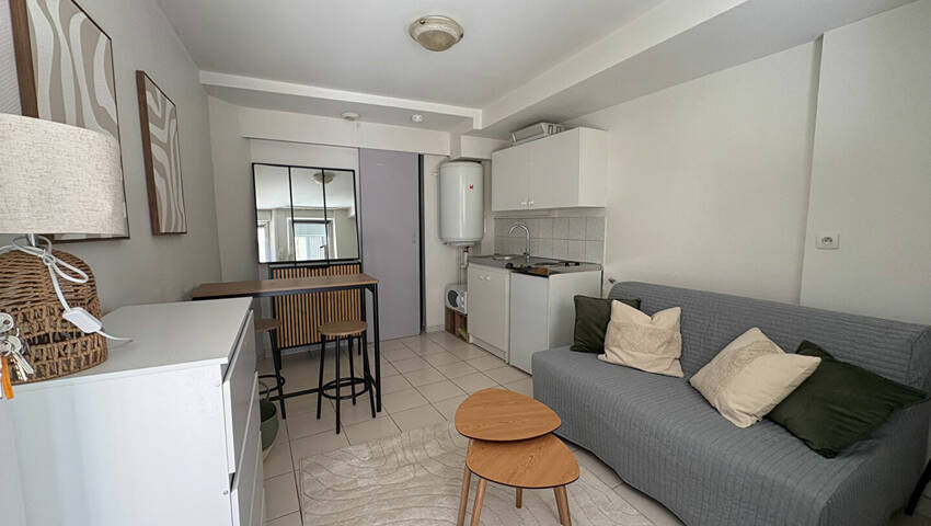 4254313a - Attribut alt par défaut.