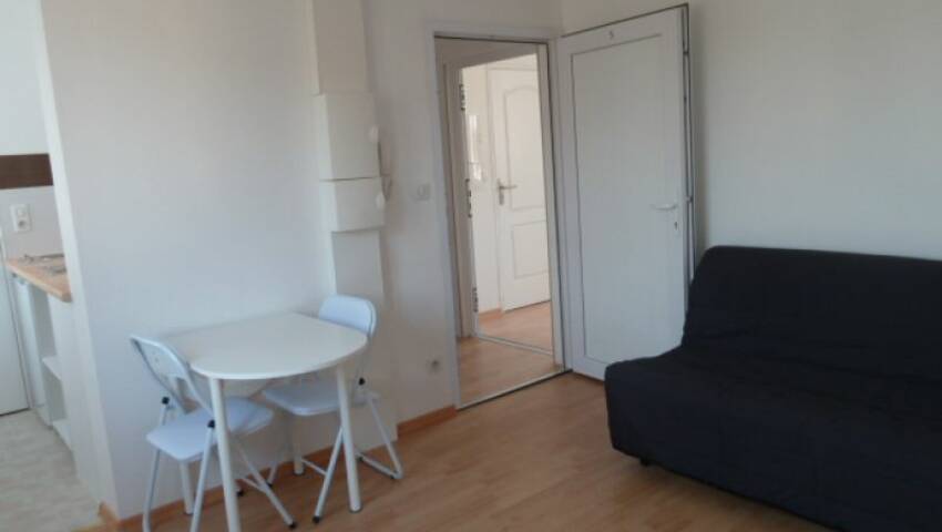 5272725a - Attribut alt par défaut.