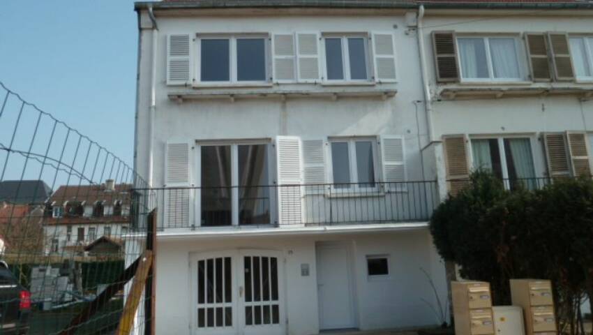 5272725c - Attribut alt par défaut.