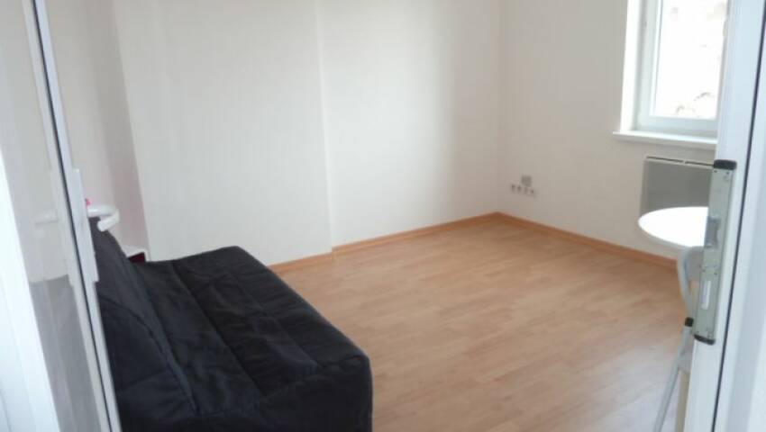 5272725f - Attribut alt par défaut.