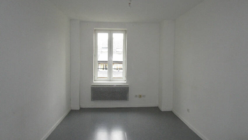 4254214a - Attribut alt par défaut.