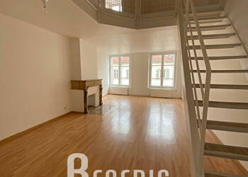 41705888a - Attribut alt par défaut.