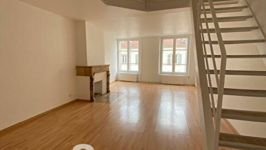 41705888a - Attribut alt par défaut.