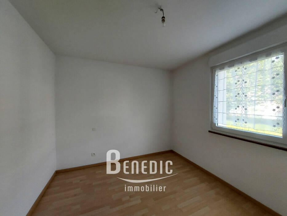 46980658d - Attribut alt par défaut.