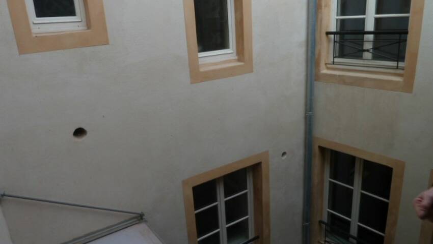 10434180f - Attribut alt par défaut.