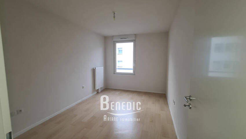 47215761i - Attribut alt par défaut.