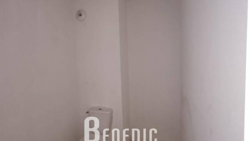 47215761k - Attribut alt par défaut.