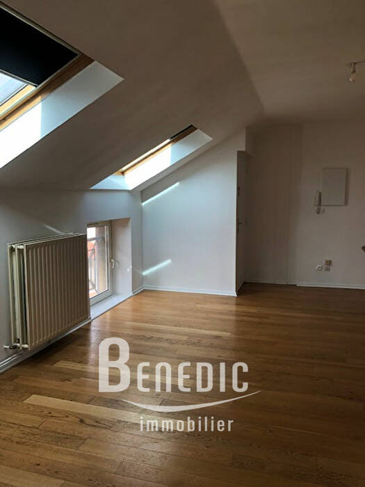 4247266d - Attribut alt par défaut.