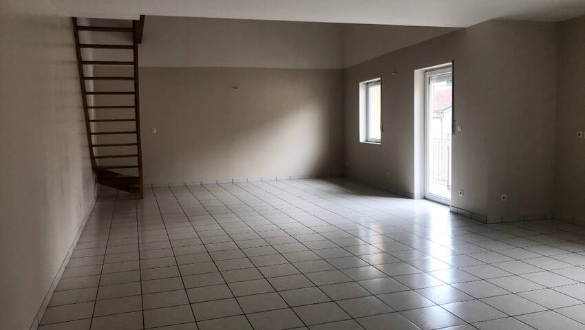 35629420b - Attribut alt par défaut.