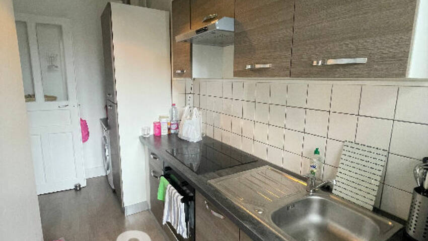 27854790f - Attribut alt par défaut.