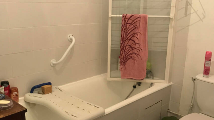 4246039g - Attribut alt par défaut.