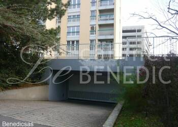 4252949a - Attribut alt par défaut.