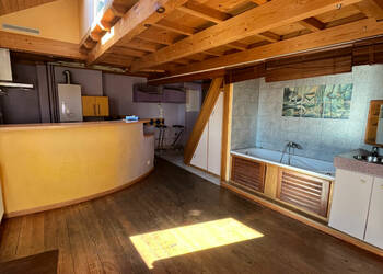 4253123b - Attribut alt par défaut.