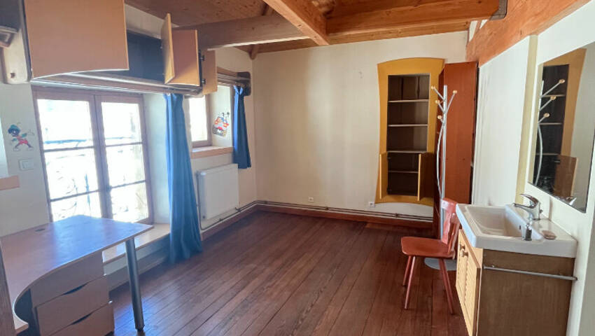 4253123h - Attribut alt par défaut.