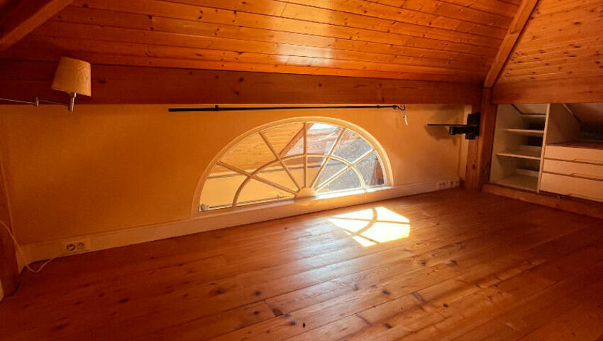 4253123m - Attribut alt par défaut.