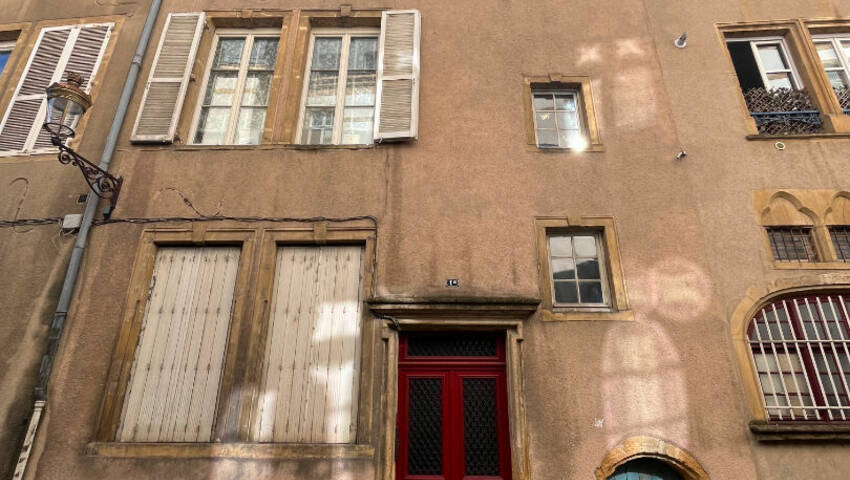 4253123n - Attribut alt par défaut.