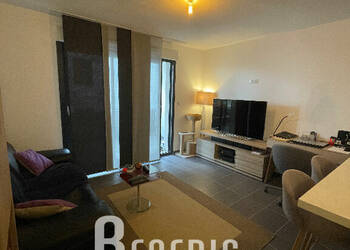 47991538a - Attribut alt par défaut.