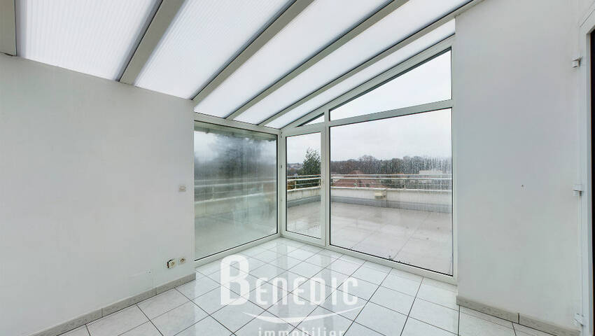 17369475a - Attribut alt par défaut.