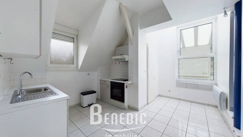 17369475b - Attribut alt par défaut.