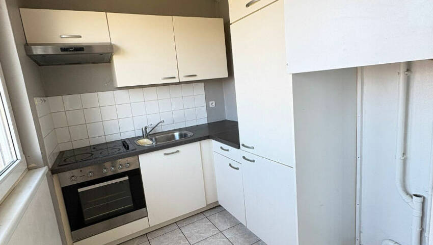 48492104d - Attribut alt par défaut.