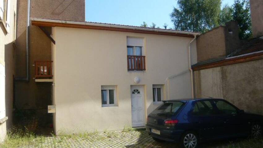 4247428a - Attribut alt par défaut.