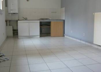 4247428b - Attribut alt par défaut.