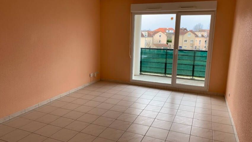 4253615a - Attribut alt par défaut.